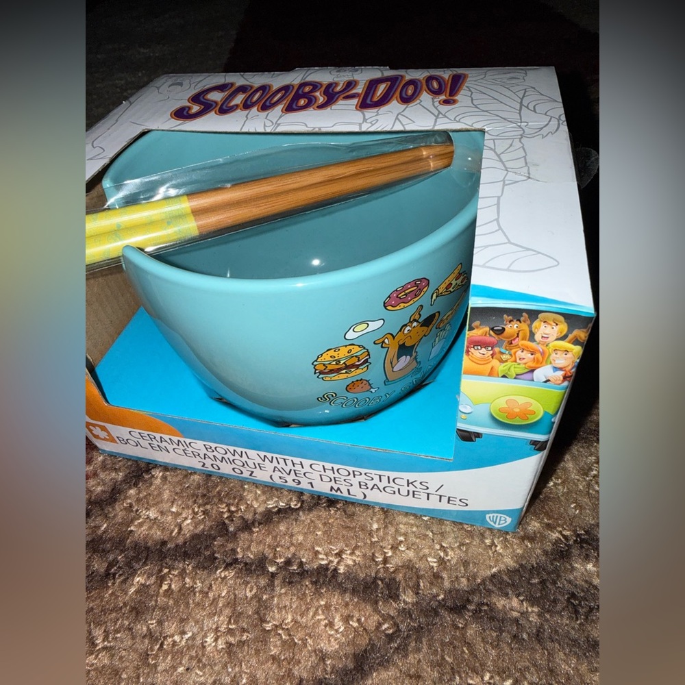Scooby Doo Snacks Ceramic Bowl with Chopsticks- New - Picture 4 of 4